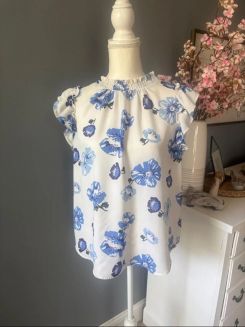 LOFT Blue Ruffled Sleeveless Blouse with Bib Collar - Picture 3 of 8